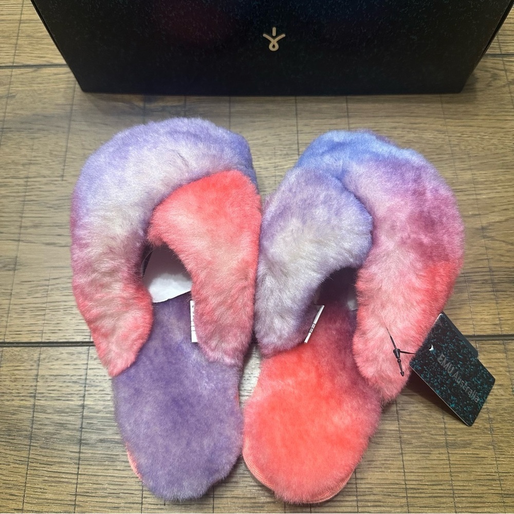 EMU Australia Mayberry Sheepskin Crossover Slipper NIB Size US 6